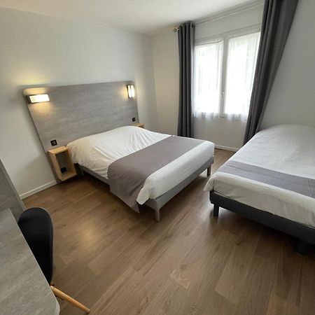 Hotel Castel Neuves-Maisons ภายนอก รูปภาพ