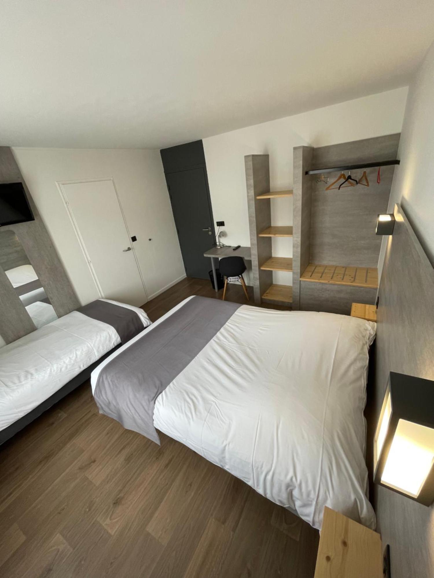 Hotel Castel Neuves-Maisons ภายนอก รูปภาพ