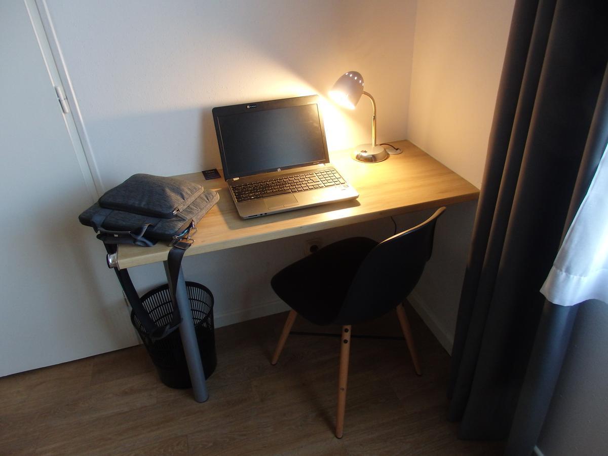 Hotel Castel Neuves-Maisons ภายนอก รูปภาพ